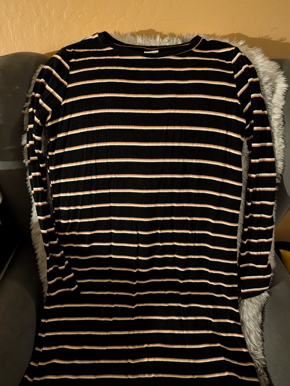 H&M Black and Cream Striped Ribbed Top